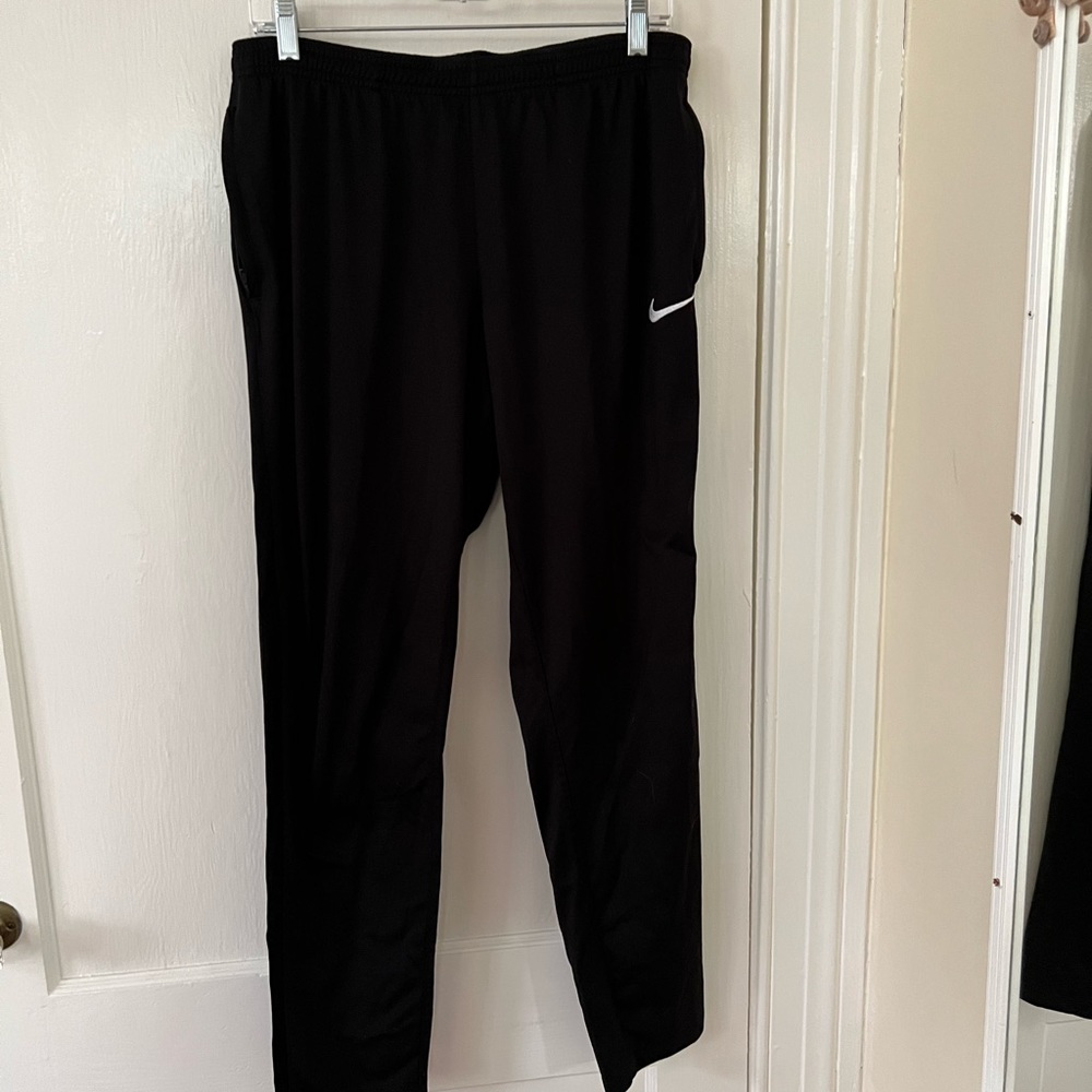 Women’s large Nike black joggers